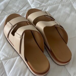 NWOT 9 Nisolo sandals